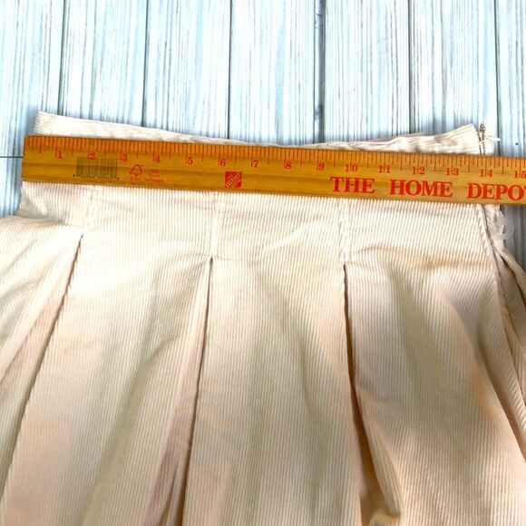 NWT NEW So Goods for Life Junior Pleated English Cream Corduroy Mini Skirt - Picture 8 of 16